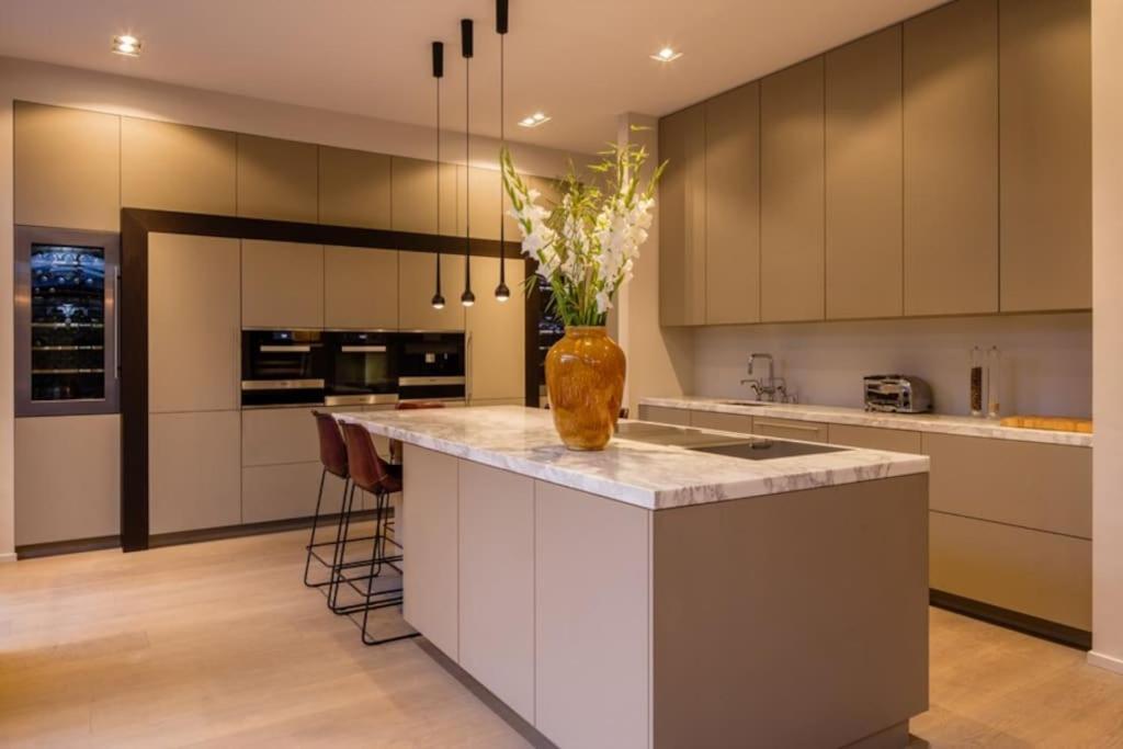 1000m2 With Indoor Pool Pousada